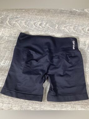 DFYNE Scrunch Biker Shorts Black Seamless High Waist Gym Women Medium NEW
